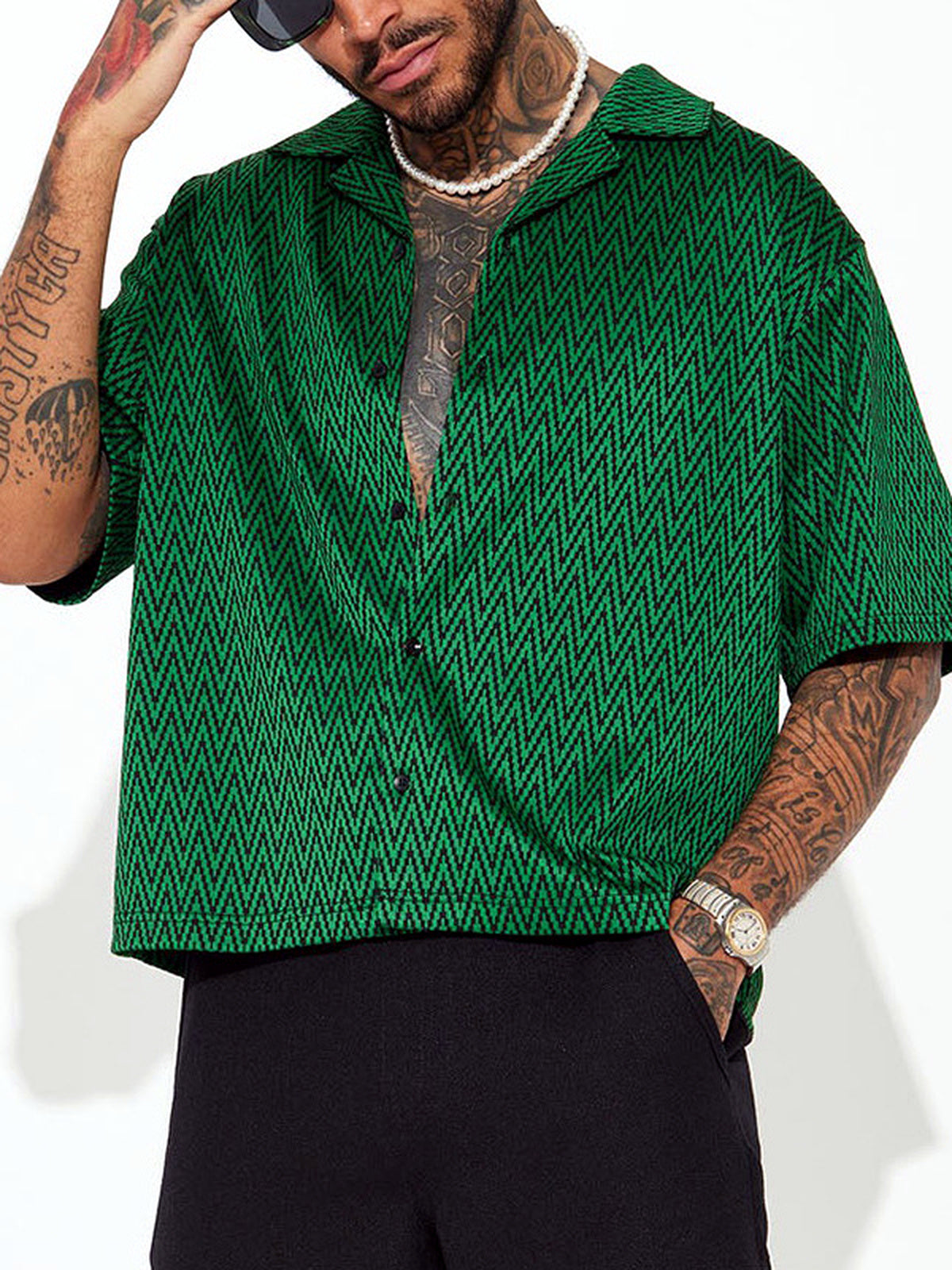 Casual Short Sleeve Shirt in Green - product view