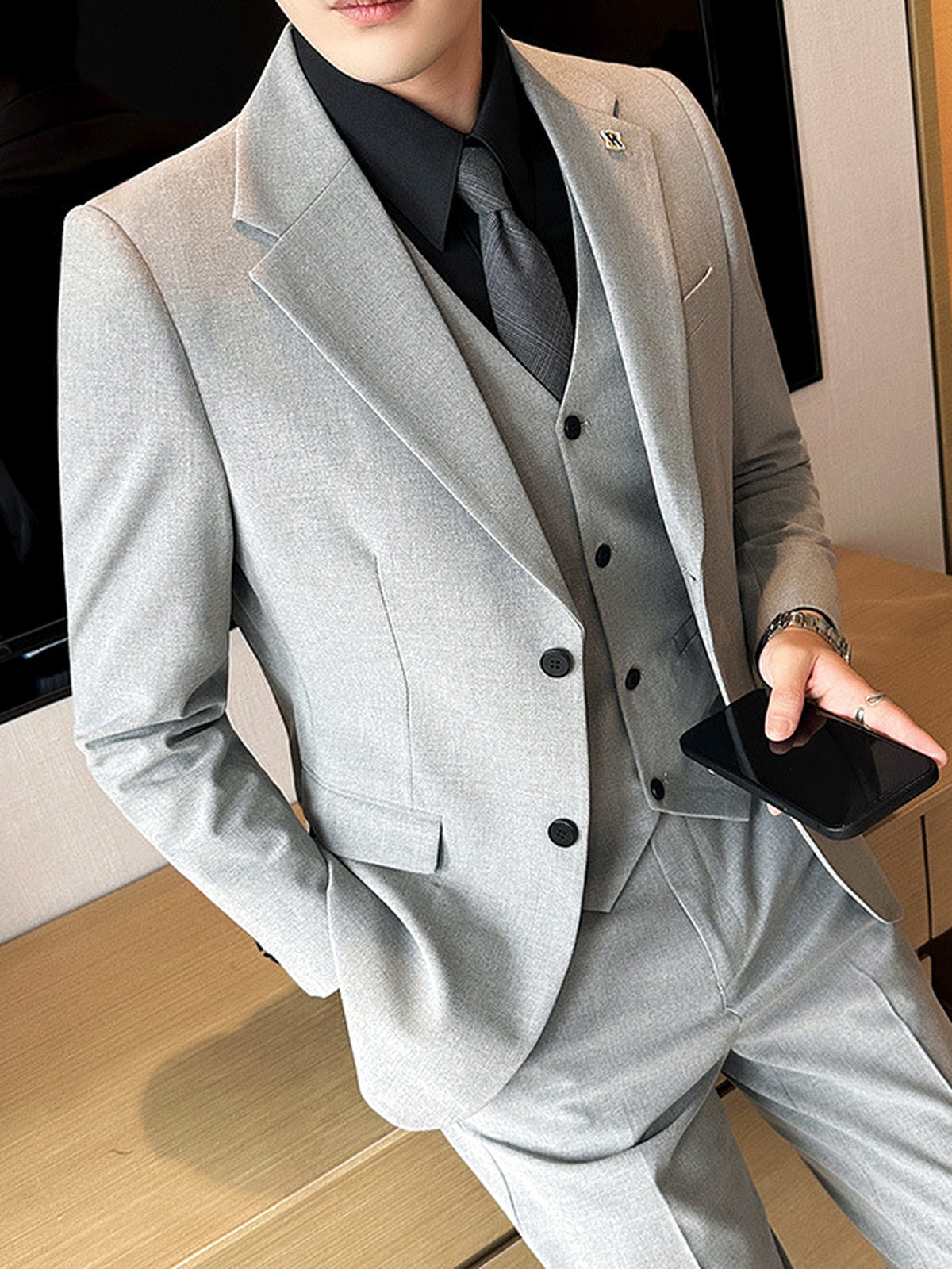 Men's Lightweight Business Blazer and Pants Set Casual Suit Outfit in Light Gray - product view