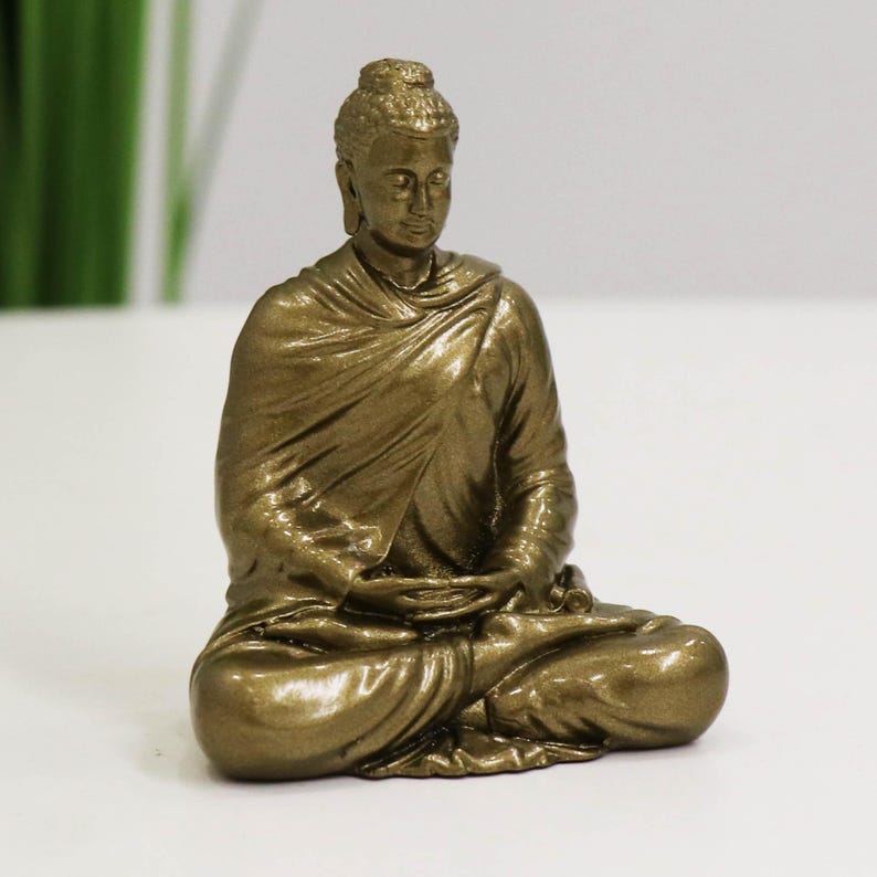 Seated Sakyamuni Buddha Statue: Pure Brass Home Altar Ornament