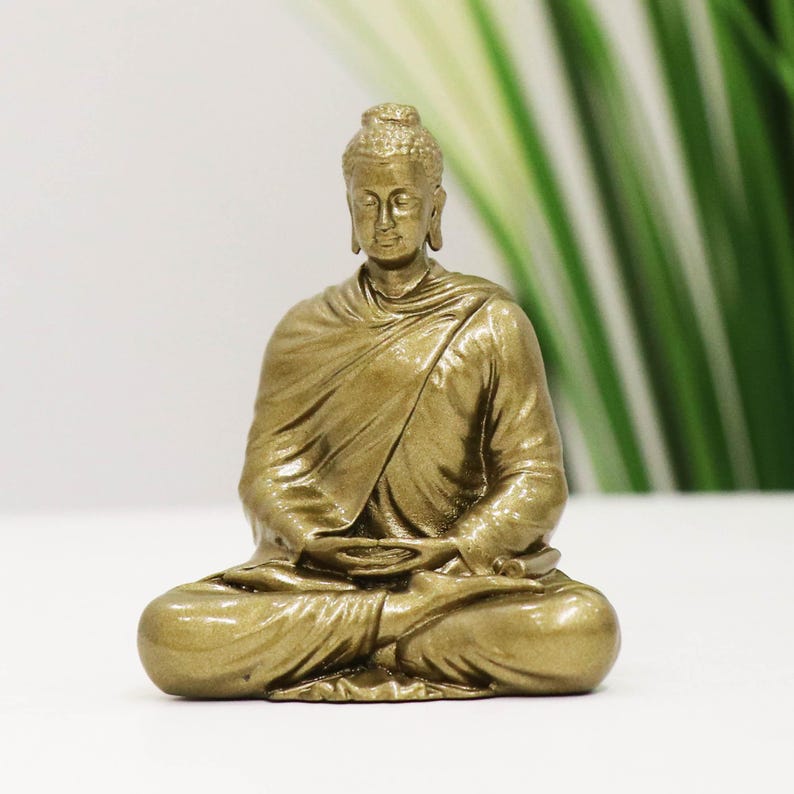 Seated Sakyamuni Buddha Statue: Pure Brass Home Altar Ornament