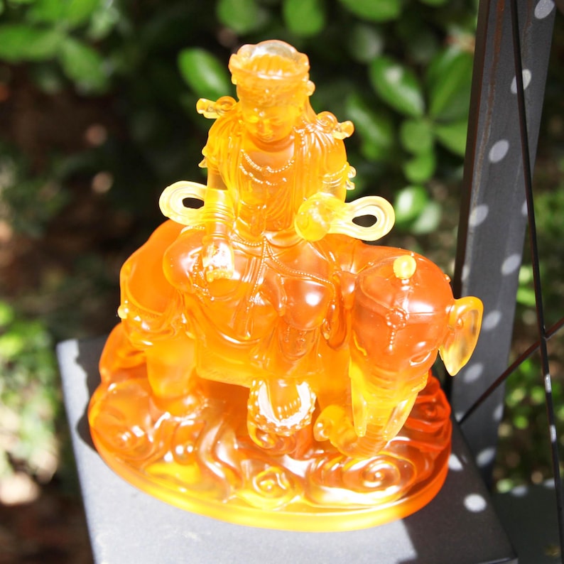 Resin handmade Samantabhadra Buddha Statue Ornaments, Home Buddhist Temple Offering Crafts Ornaments, Mount Elephant