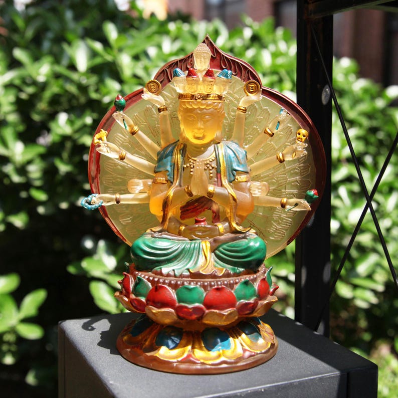 Hand-Painted Liuli Glass Guanyin Bodhisattva Statue: Devotional Altar Art