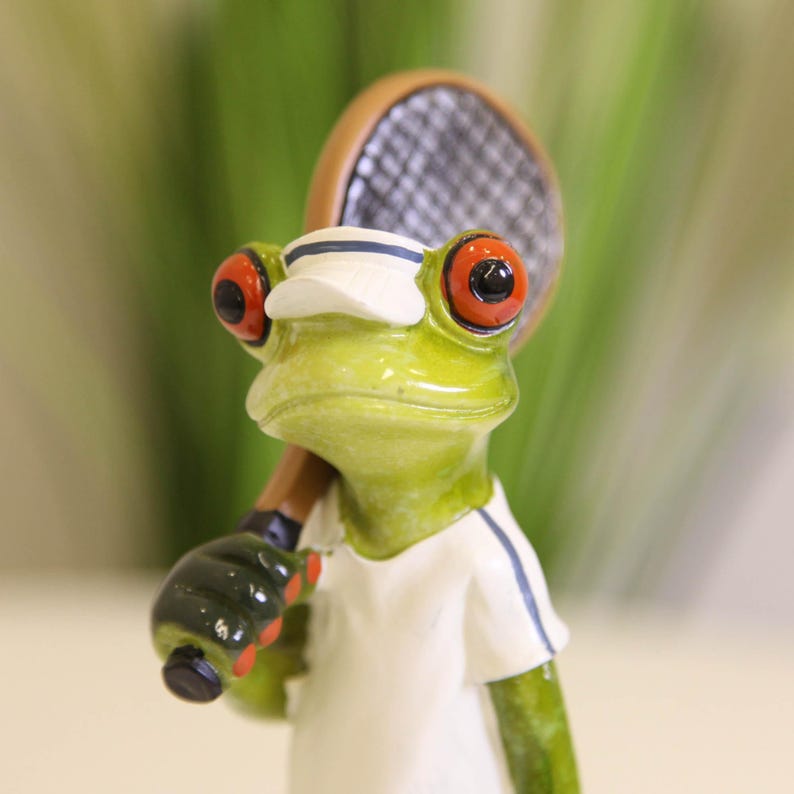 Tennis Frog Statue - Nordic Style Resin Sculpture for Home & Garden Decor