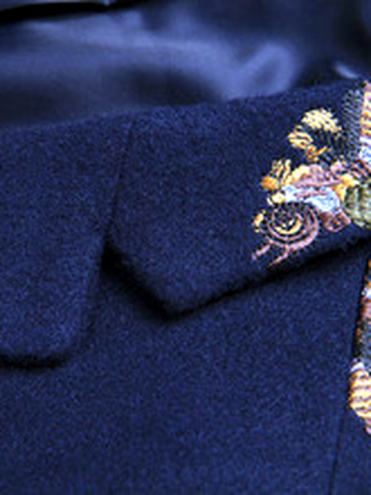 Men's Straight Fit Long Sleeve Blazer for Everyday Smart-Casual Wear - product detail view 2