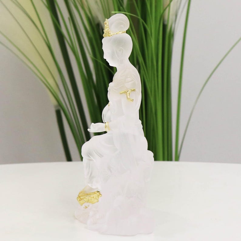 Glass Guanyin Buddha Statue: Gold-Plated Buddhist Ornament