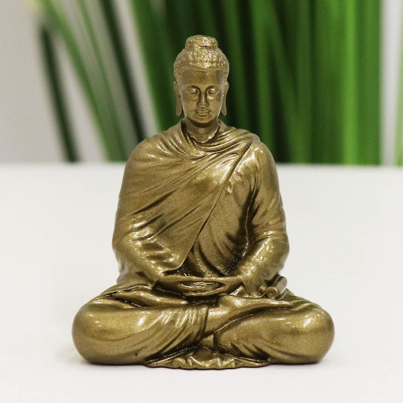 Statue de Bouddha Sakyamuni assis : Ornement d'autel domestique en laiton pur