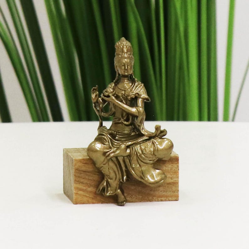 Statue de Bouddha Guanyin en bronze : Fleur de lotus, Ornement d'autel portable