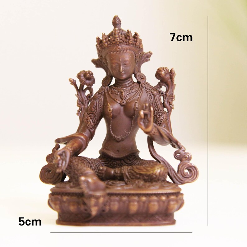 Statue de Bouddha Tara Verte en cuivre faite à la main : Ornement bouddhiste