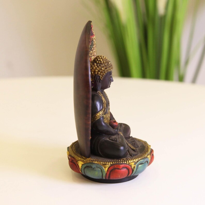 Glass Sakyamuni Buddha Statue: Hand-Painted Medicine Buddha Decor