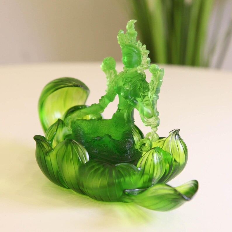 Green Tara Buddha Statue: Liuli Lotus Zen Ornament