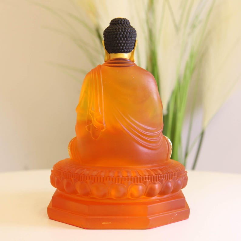 Resin Sakyamuni Buddha Sakyamuni Buddha, Auspicious Offering Crafts, Ornaments, Lingshan Tathagata Buddha Statue
