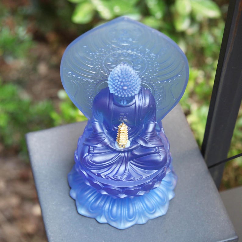 Resin Medicine Buddha Statue: Gold Gilded Buddhist Temple Offering