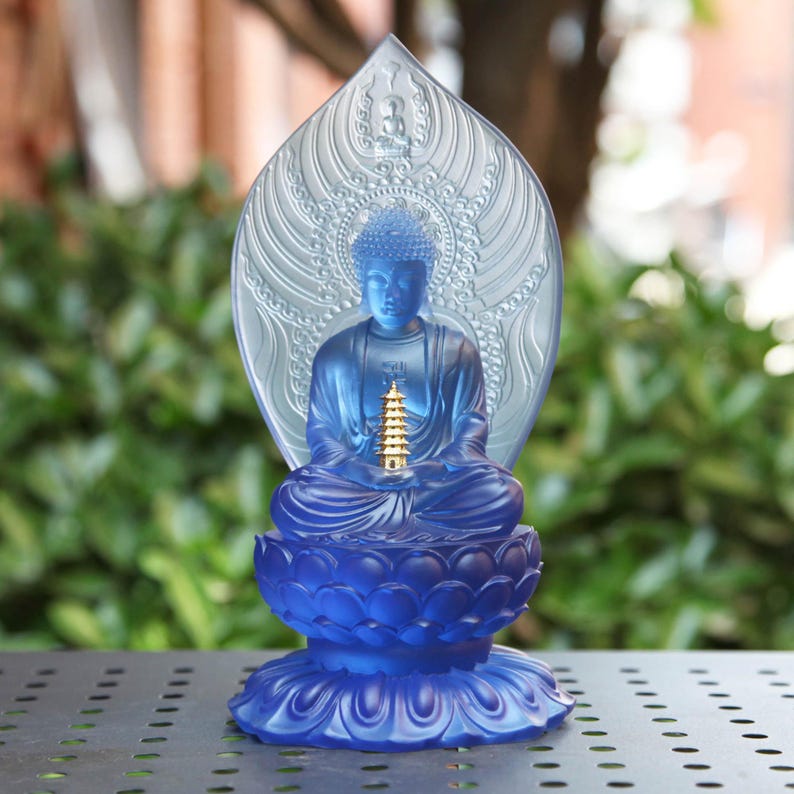 Resin Medicine Buddha Statue: Gold Gilded Buddhist Temple Offering
